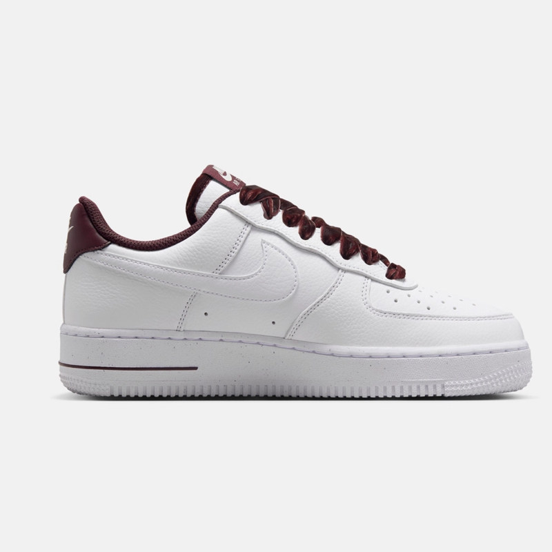 NIKE AIR FORCE 1 Modaya Uygun  - Nike Shoes Air Force 1 incelemesi ve fiyatı
