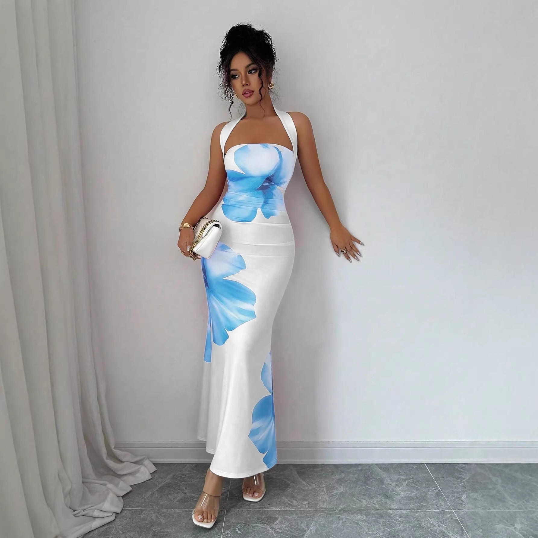 Halter Boyun Sırtı Açık Çiçekl - Maxi Dress Halter incelemesi ve fiyatı